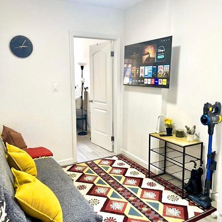 Homelike Suites In The Heart Of China Town Ню Йорк Екстериор снимка