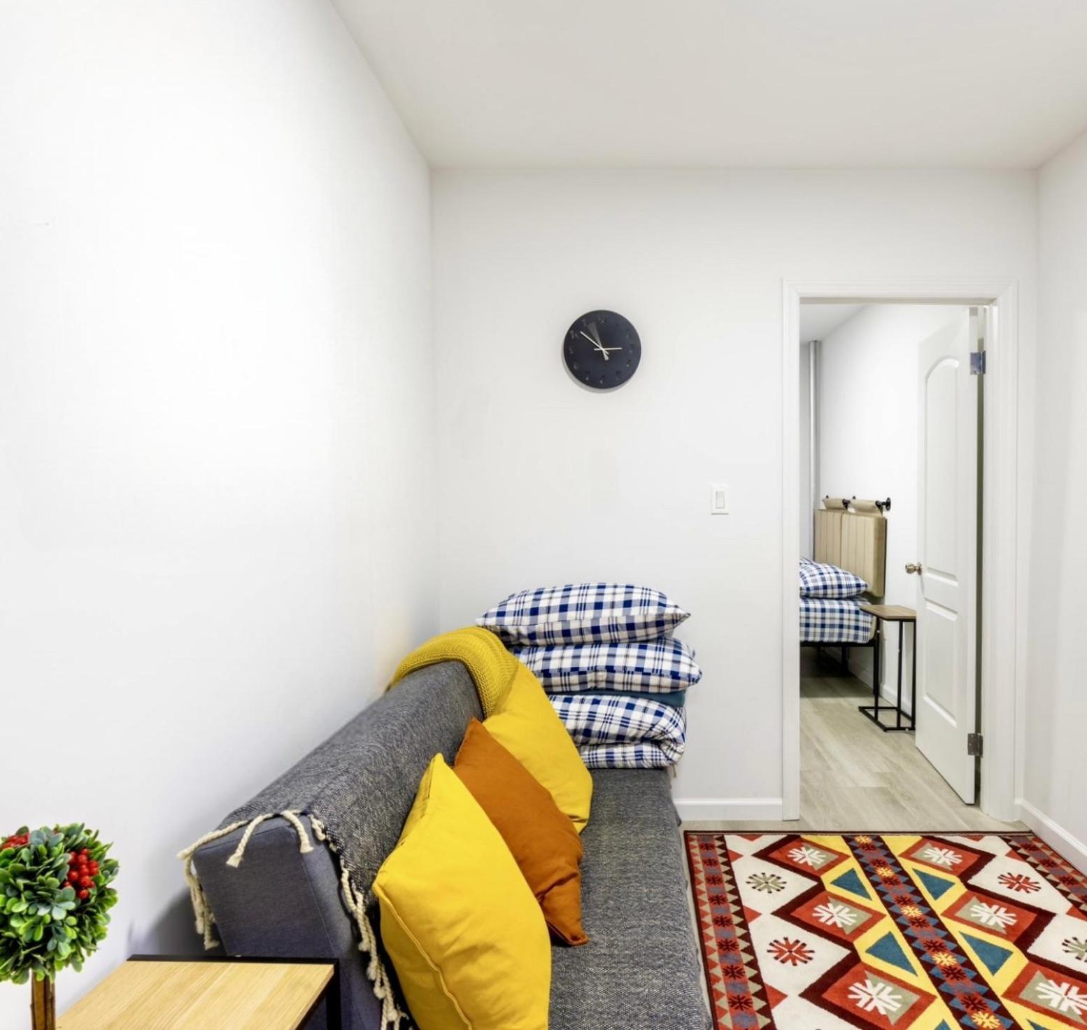 Homelike Suites In The Heart Of China Town Ню Йорк Екстериор снимка